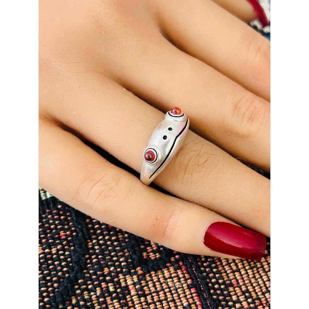 Red Eyes Frog Ring - image 5